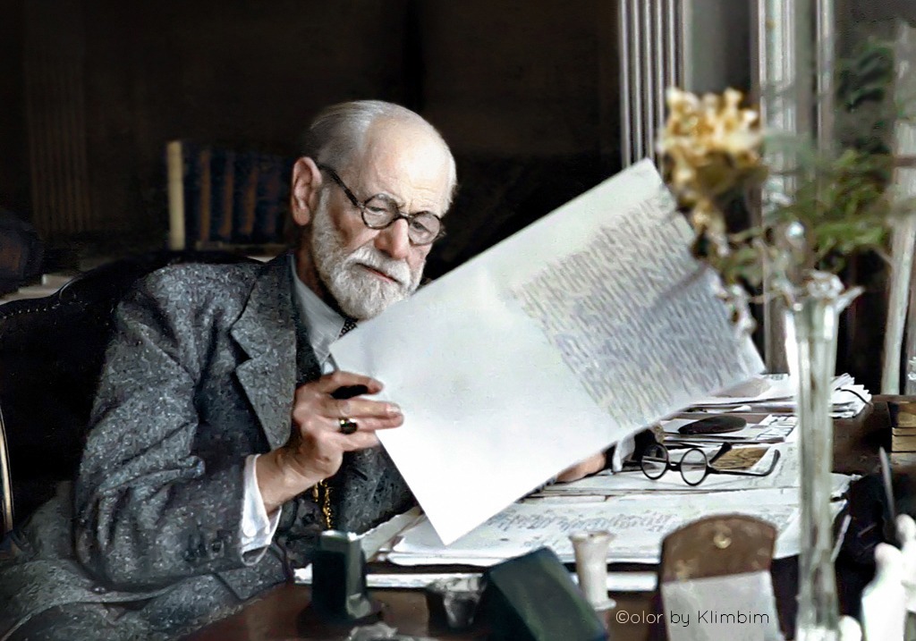 Freud Sürçmesi: Parafraks